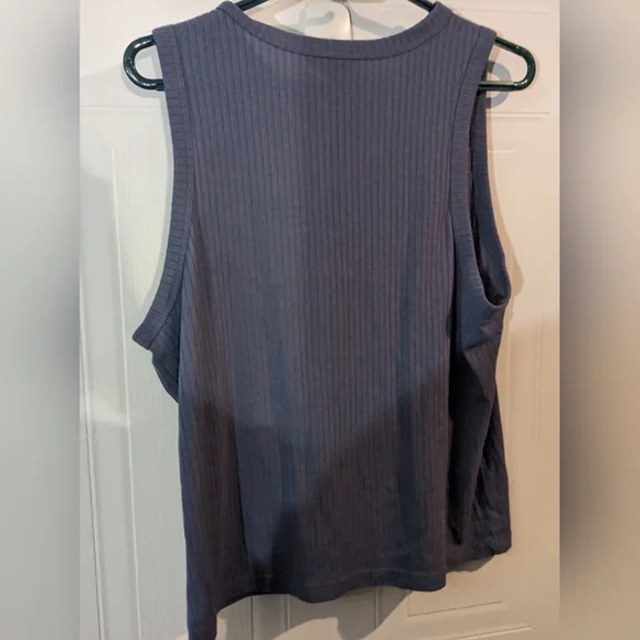 Reitmans Ribbed cropped Tank Top - Picture 2 of 3